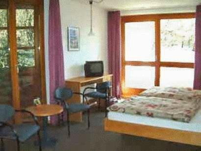 Hotel Wintergarten Bad Bellingen Kamer foto